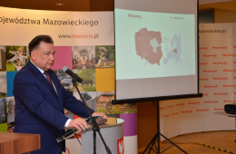 Adam Struzik, Marszałek Województwa Mazowieckiego przemawia na konferencji 