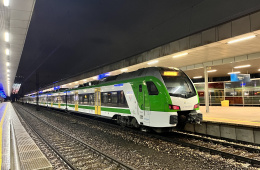 FLIRT ER160 na stacji Warszawa Stadion