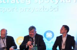 Pan Robert Stępień oraz przedstawiciele KM na konferencji "Gdy strategia spotyka innowacje"