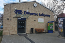 dworzec PKP w Jaktorowie